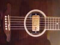 Acoustic Klampfe von 'SX' mit Ibanez 'Super 70' und Piezo Pick-up